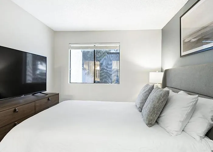 Landing Modern With Amazing Amenities Apartment *